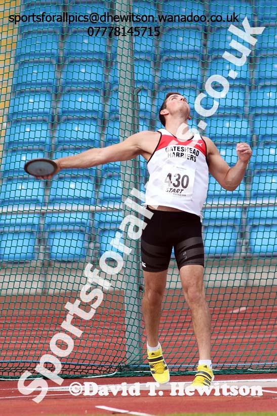 Mens  under-20s discus, Northern Senior and Under-20s Track and Field Champs., Manchester. Photo: David T. Hewitson/Sports for All Pics